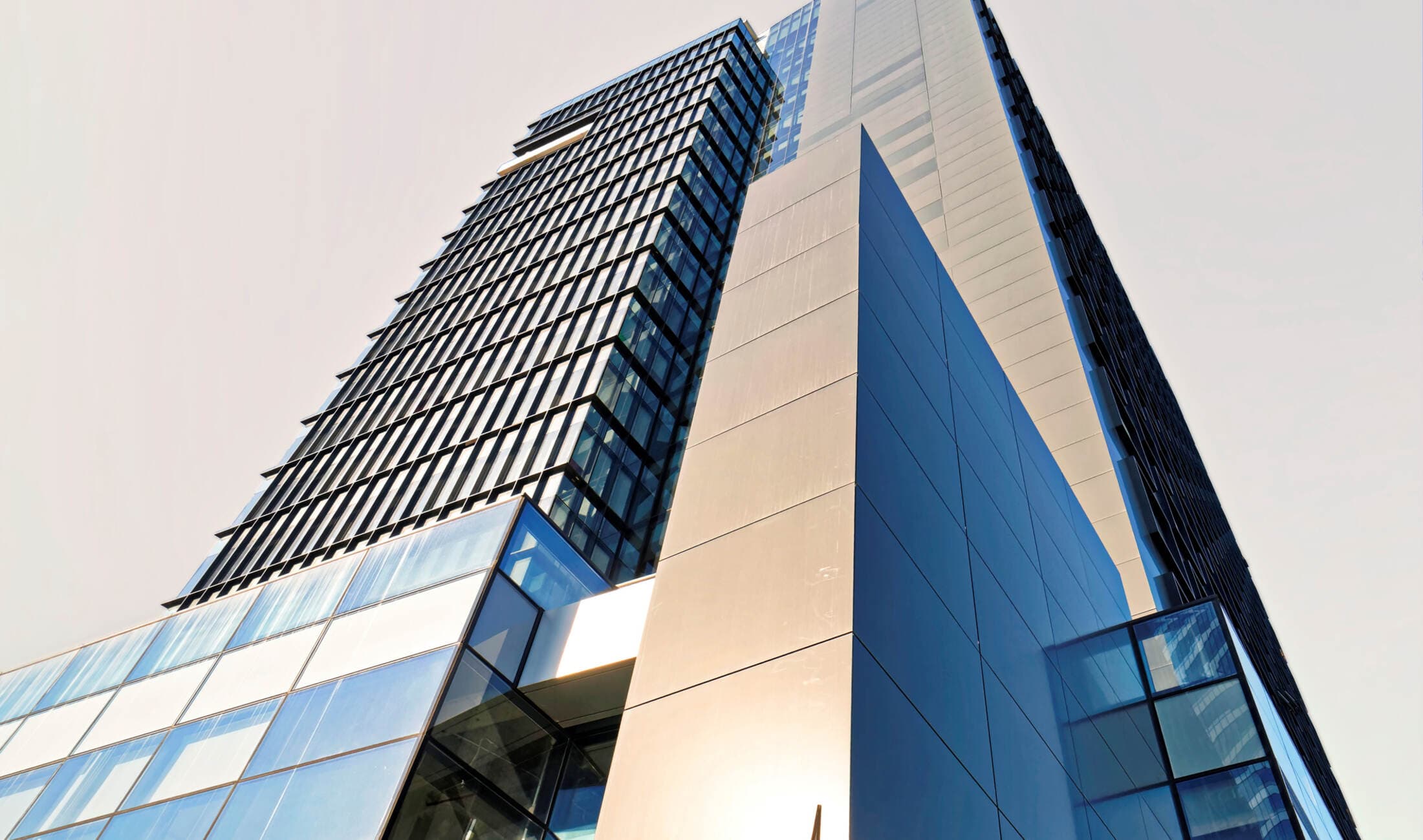 Infrastructure and civil construction — high-rise structural facade
